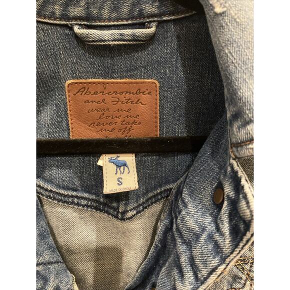 Abercrombie & Fitch Med Denim Distressed Denim Jean Jacket Y2K Cropped - Picture 2 of 9